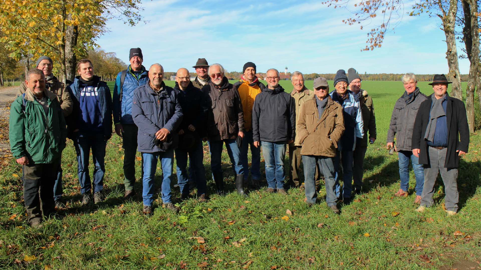 Grenzbegehung 2024 mit den Feldgeschworenen der Gemeinde Grasbrunn