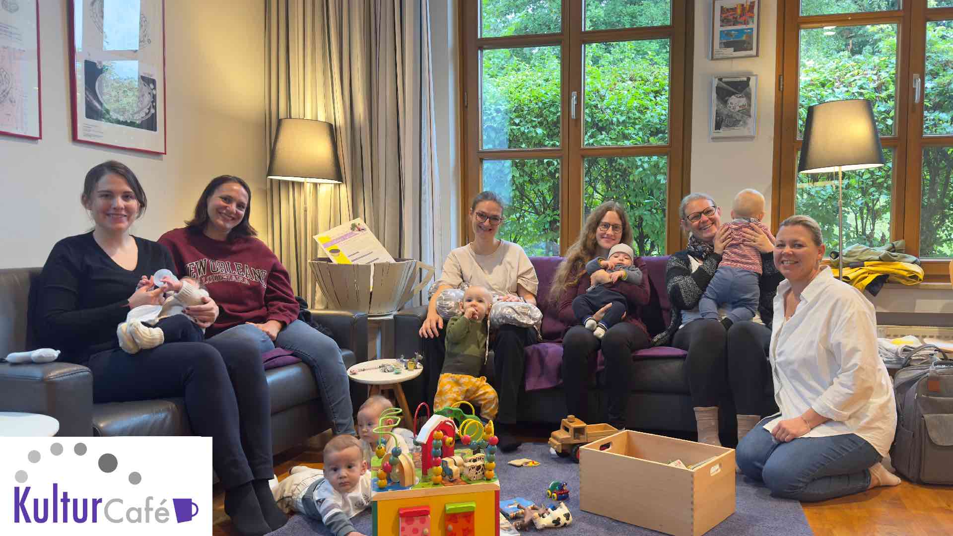 Milchkaffeerunde - Der Still- und Kleinkind-Treff im KulturCafé