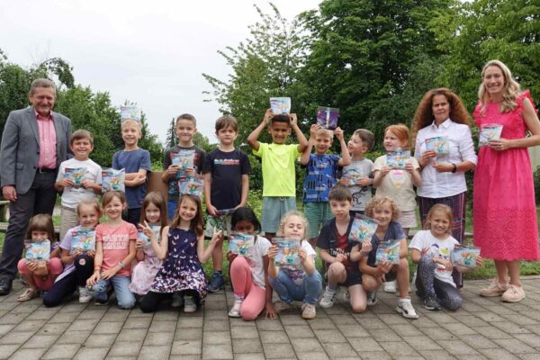 LEGO-Blumensträuße für Grundschüler in Neukeferloh